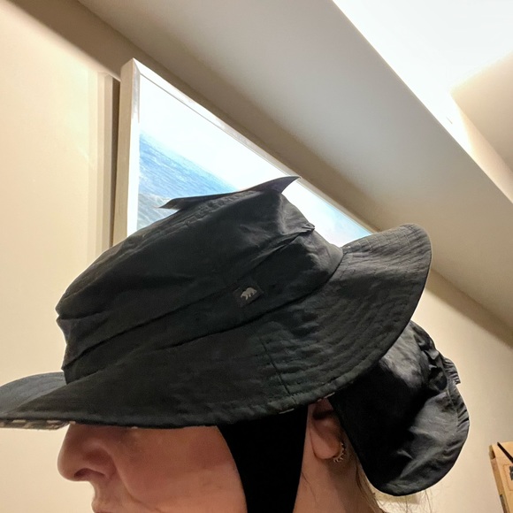 Outdoor hat - Picture 2 of 5